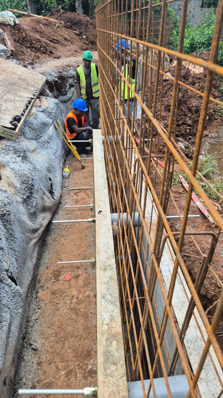 Travail de fondation et coffrage